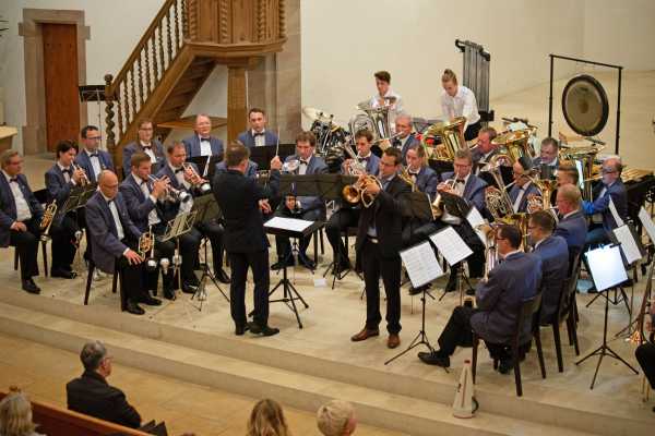 Zauberhaftes Herbstkonzert mit Matthias Siegenthaler